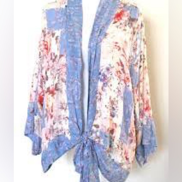 lovestitch Sweaters - Lovestitch Idyllwild Artsy Layering Floral Boho Patchwork Kimono Cardigan SZ M/L